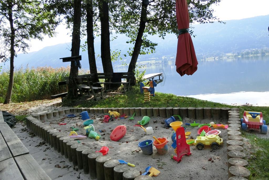 Seeblick Appartement ANNA, Haus Hänsel&Gretel direkt am Ossiachersee mit Hallenbad, Skiarena Gerlitzen Bodensdorf Exterior foto