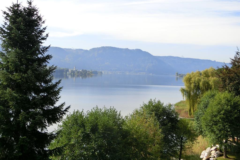 Seeblick Appartement ANNA, Haus Hänsel&Gretel direkt am Ossiachersee mit Hallenbad, Skiarena Gerlitzen Bodensdorf Exterior foto